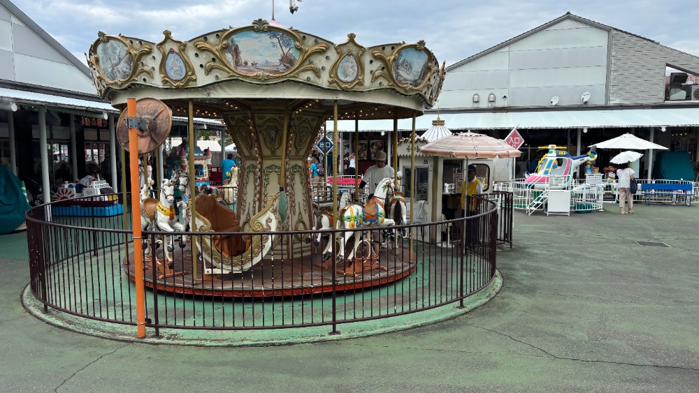 道の駅ららん藤岡メルヘンプラザのメリーゴーランド